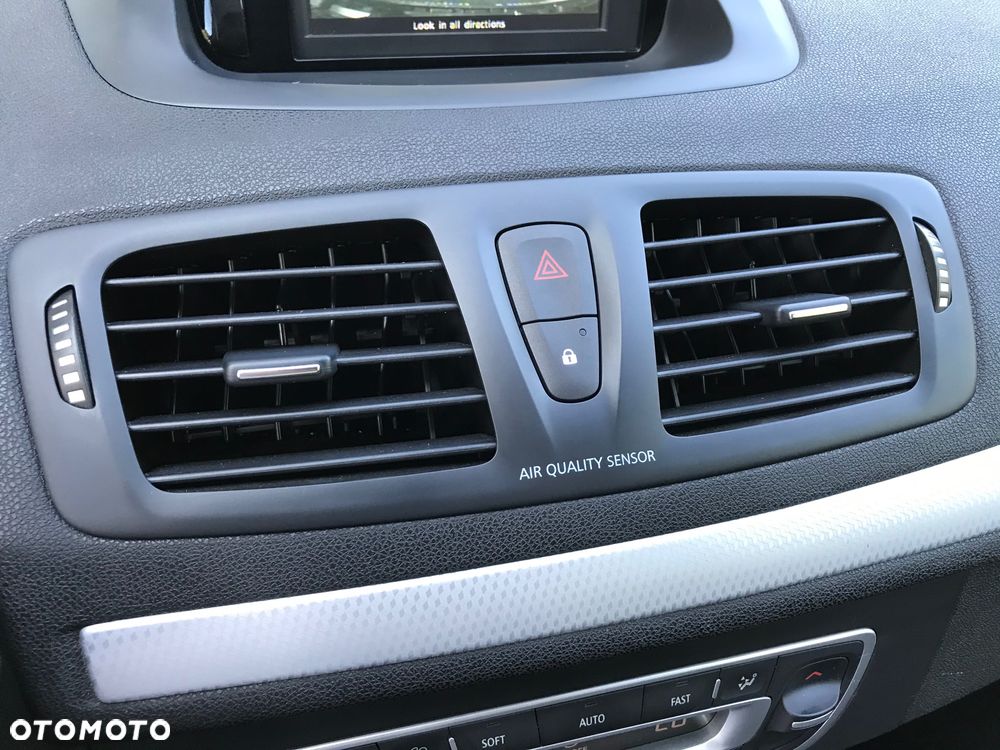 Renault Megane 1.6 16V 110 LIMITED - 12