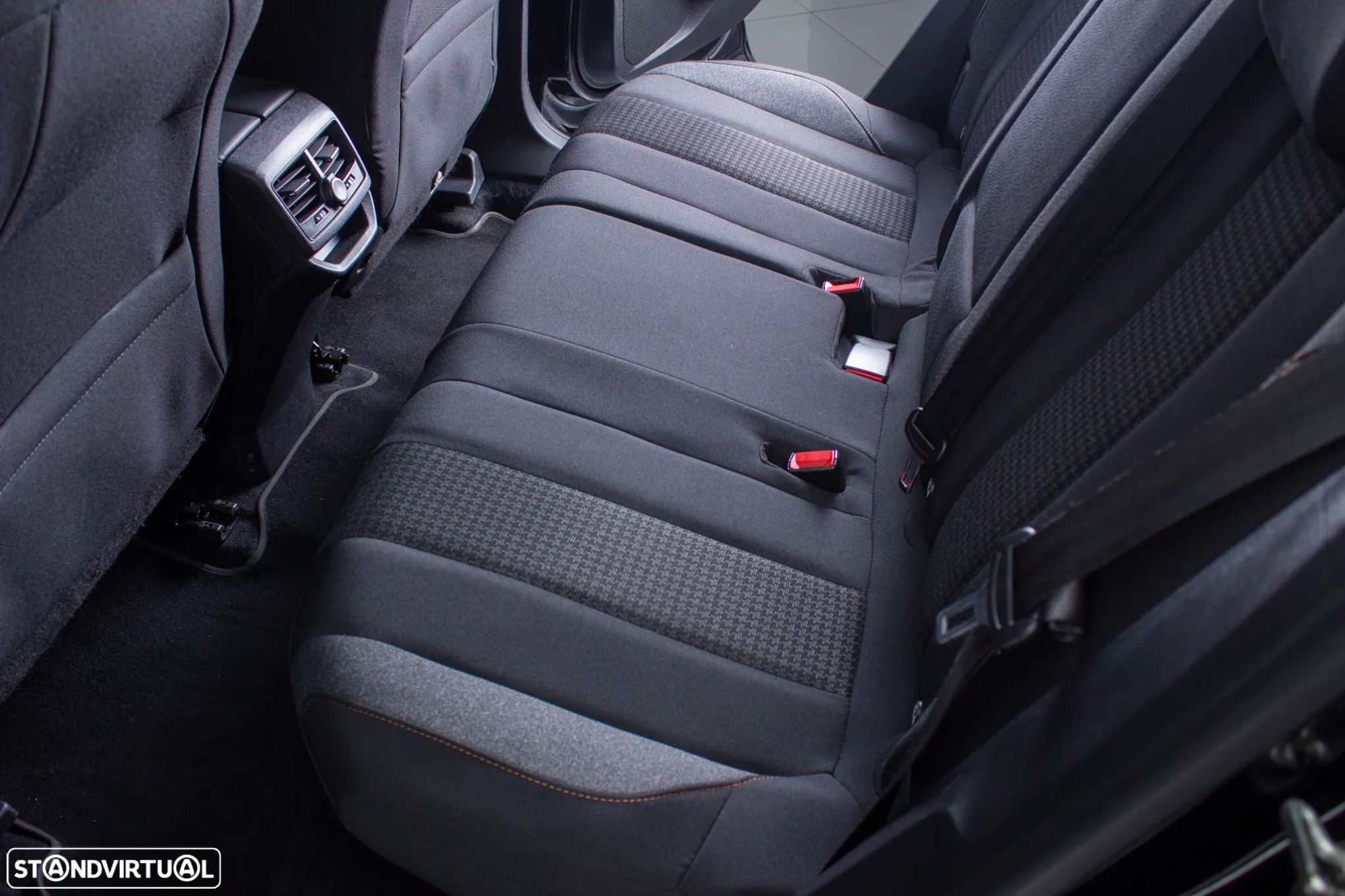 Peugeot 3008 PureTech 130 Stop & Start GPF EAT8 Active - 7