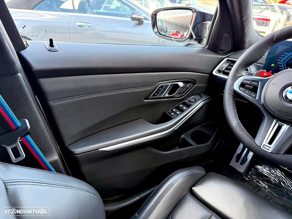 BMW M3 Competition xDrive - 13