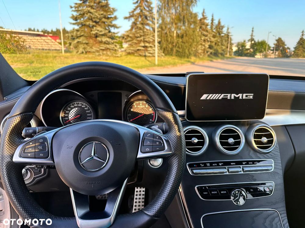 Mercedes-Benz Klasa C AMG 43 4Matic 9G-TRONIC - 18