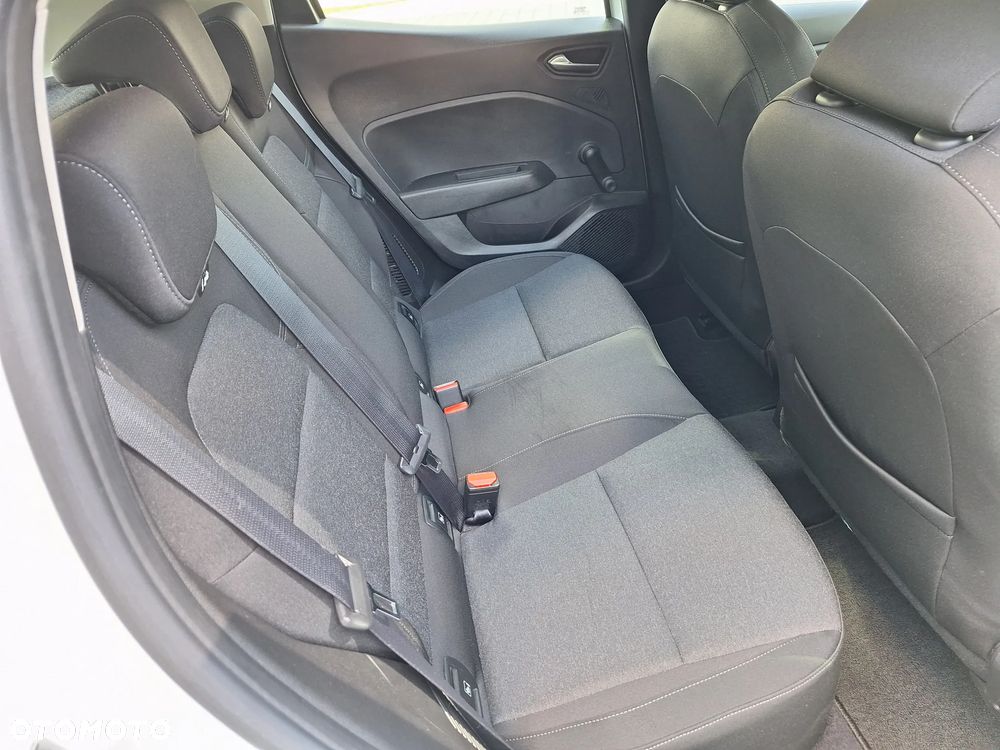 Renault Clio 1.6 E-TECH Intens - 23