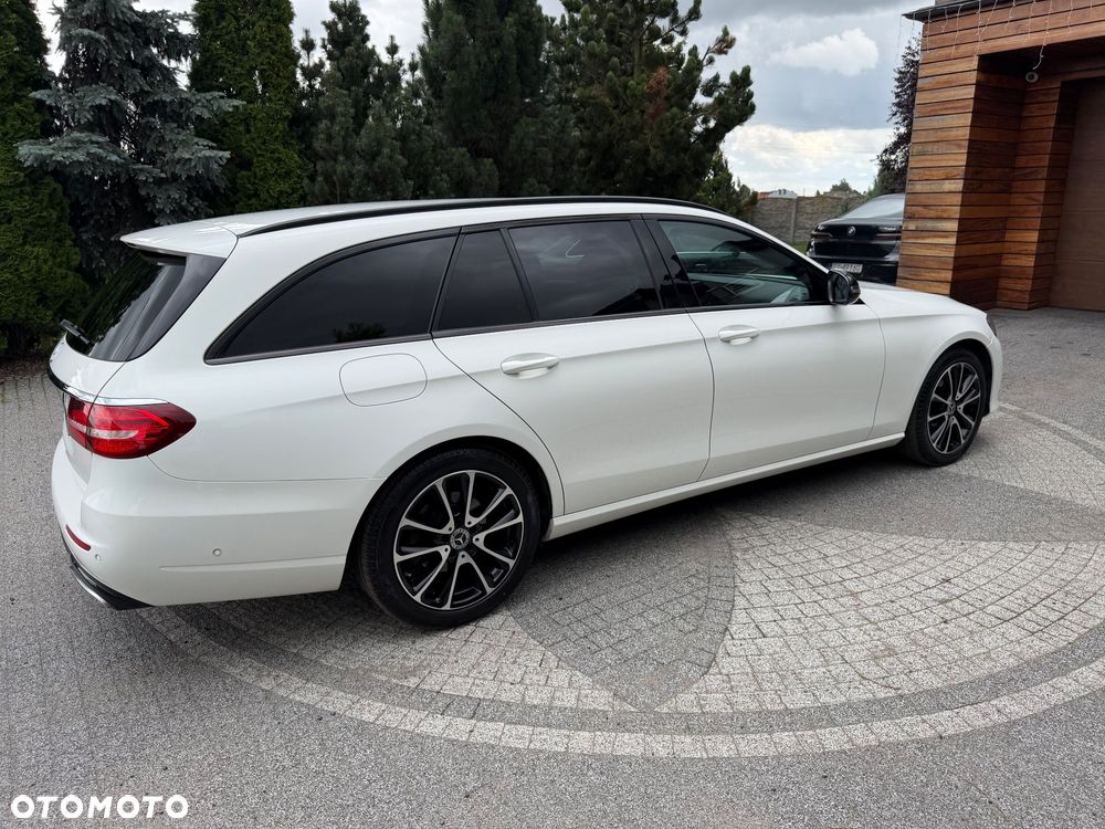 Mercedes-Benz Klasa E 220 d 9G-TRONIC - 12