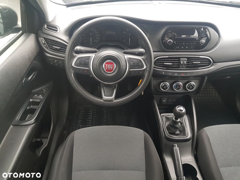 Fiat Tipo 1.4 Classic - 17