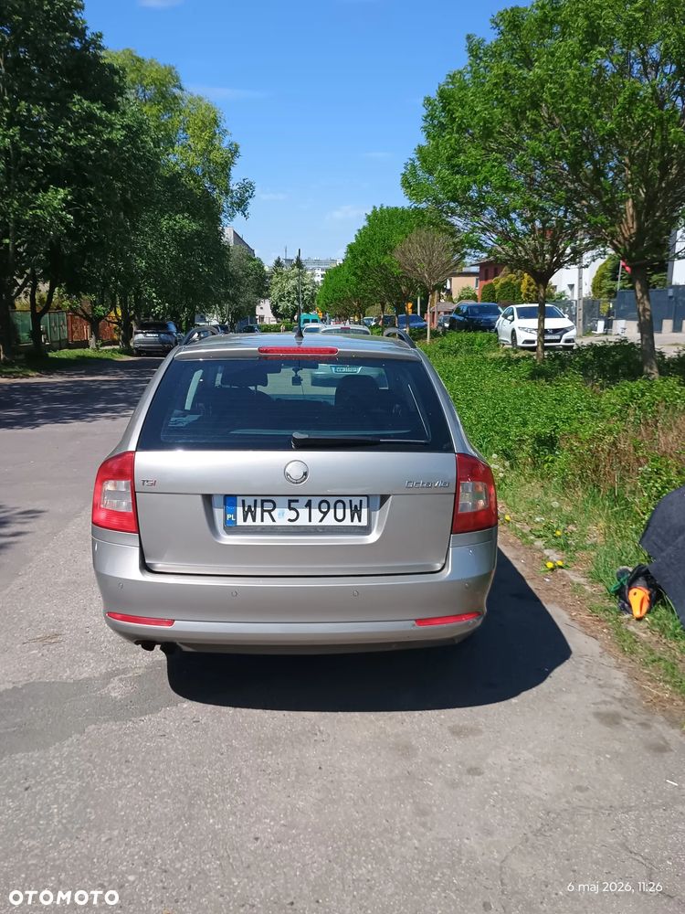 Skoda Octavia 1.8 TSI Ambiente - 4