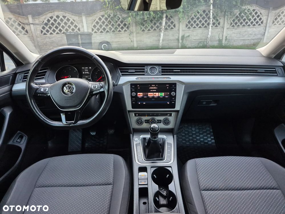 Volkswagen Passat 2.0 TDI BMT Comfortline - 5