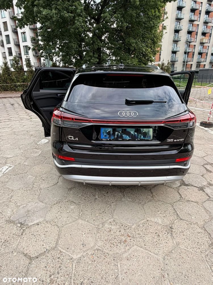 Audi Q4 e-tron 35 52kWh S Line - 2