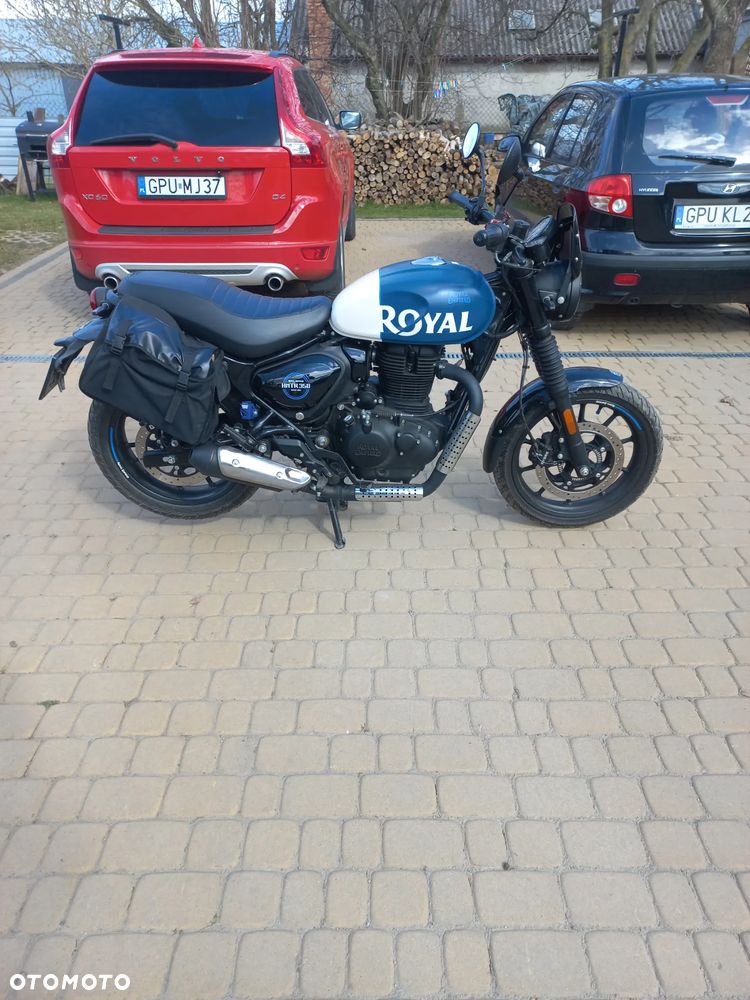 Royal Enfield HNTR - 2