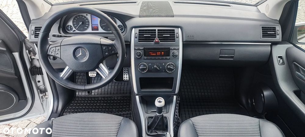 Mercedes-Benz Klasa B 170 - 13