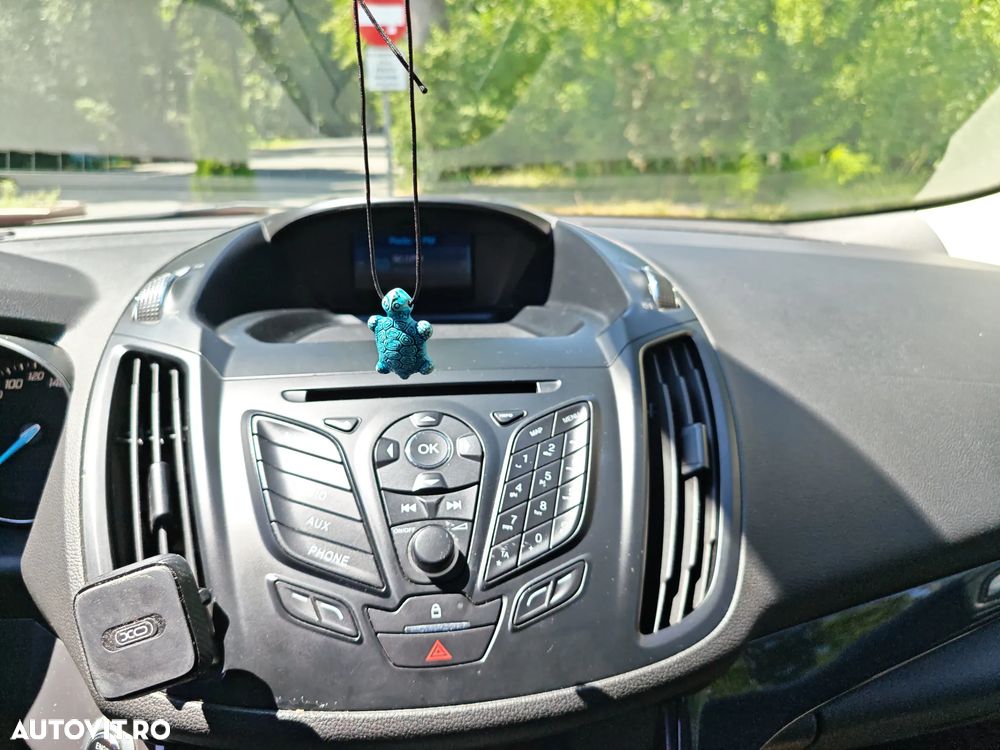 Ford Kuga 2.0 TDCi 2WD Titanium - 9