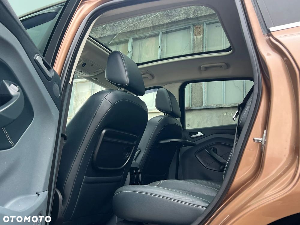 Ford C-MAX 2.0 TDCi Titanium - 24