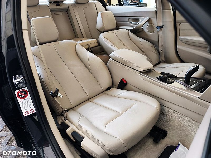 BMW Seria 3 320i Modern Line - 41