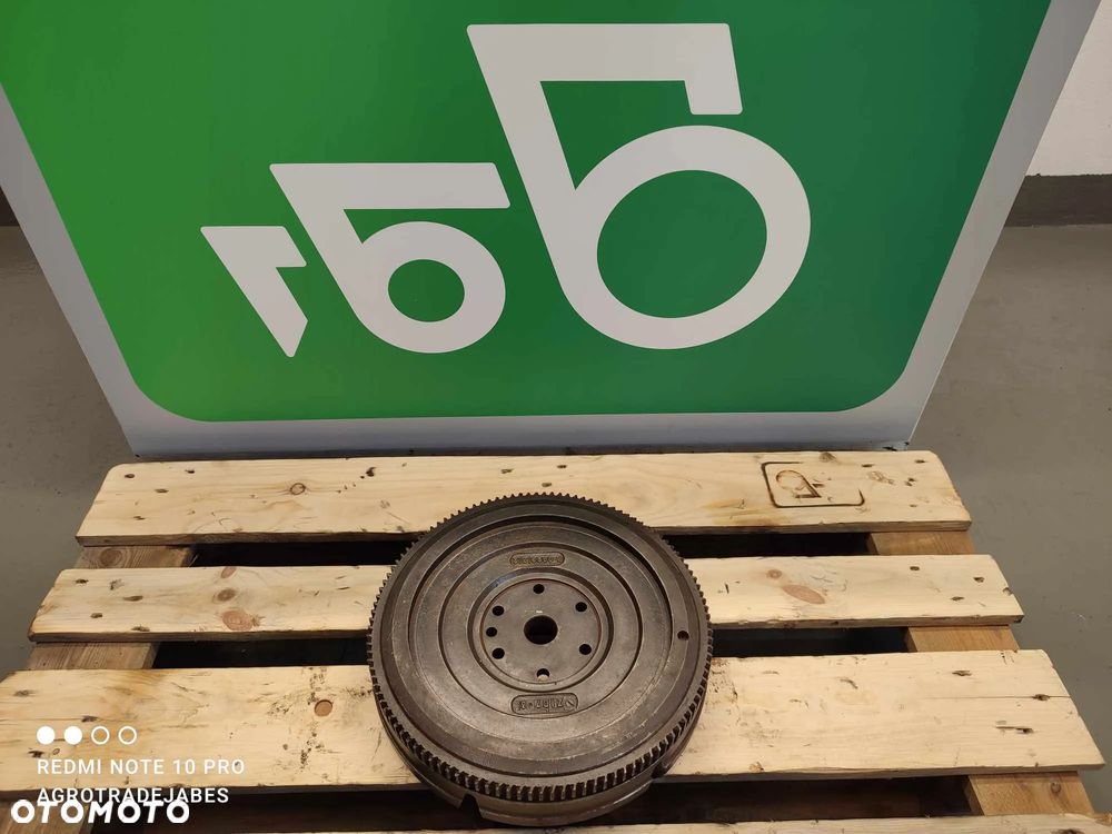 Koło zamachowe silnika Massey Ferguson 290 (31216360-2) - 1