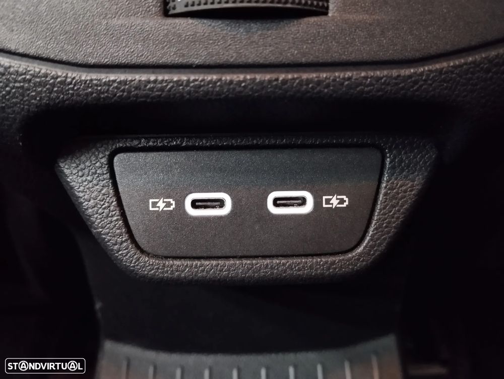 VW T-Roc 1.0 TSI Urban - 14
