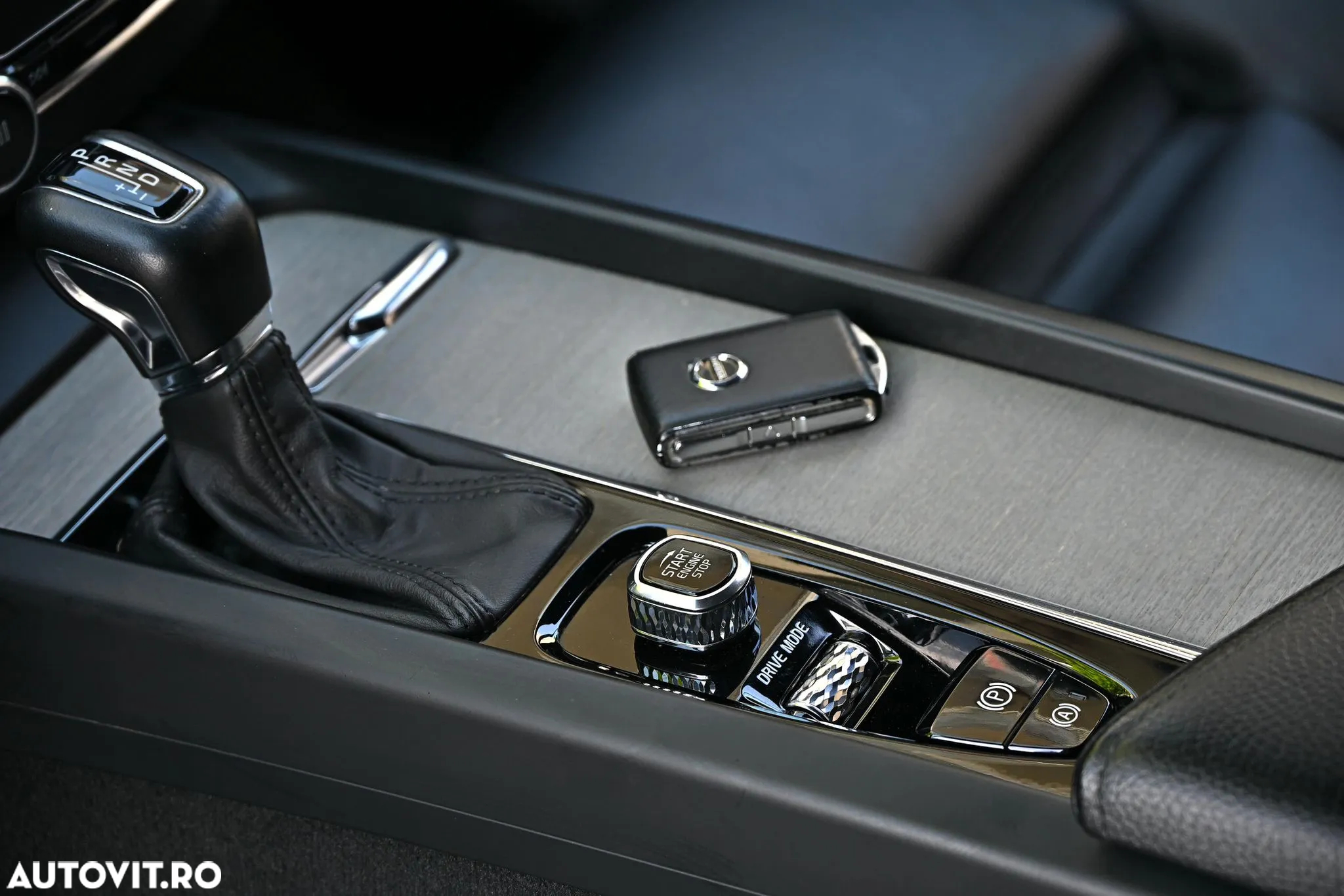 Volvo XC 60 D4 AWD Inscription - 33
