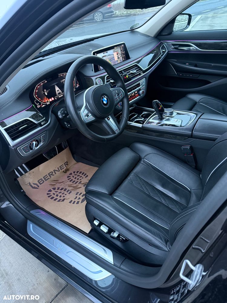 BMW Seria 7 730Ld xDrive MHEV - 18