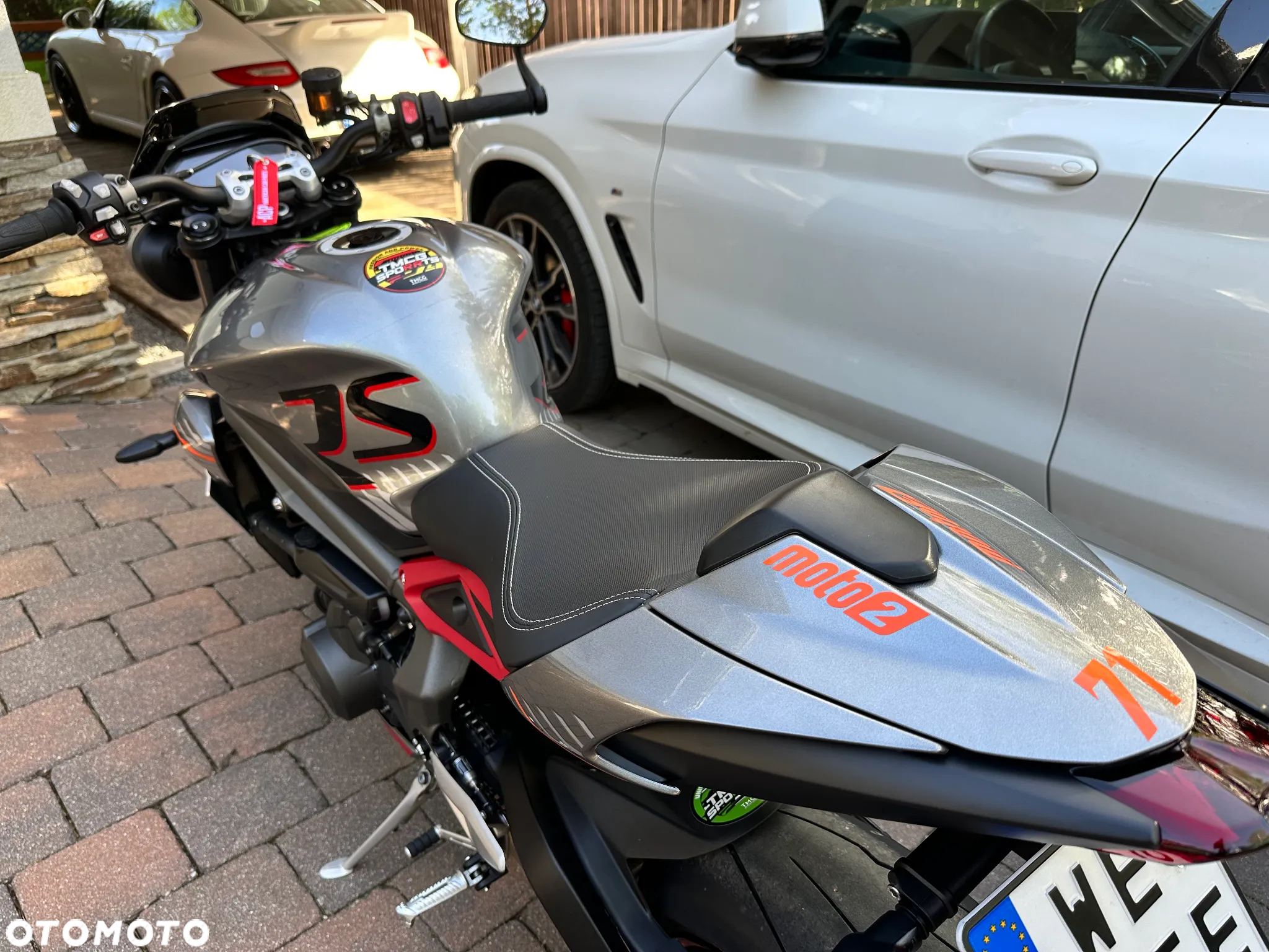 Triumph Street Triple - 15