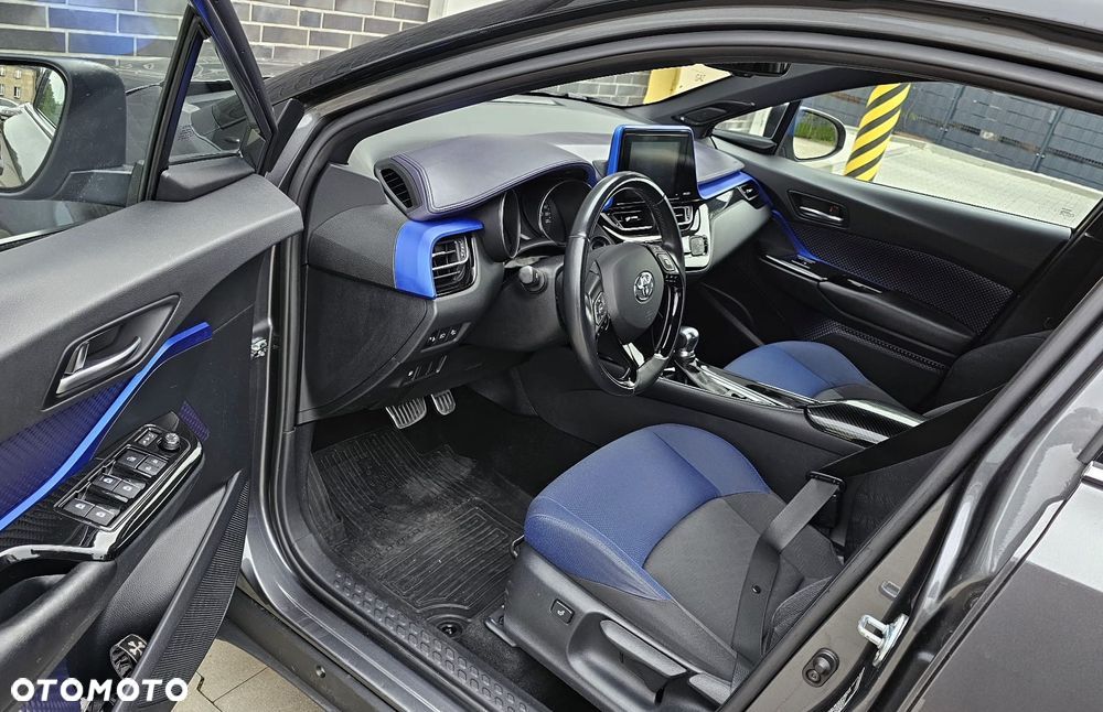 Toyota C-HR 1.8 Hybrid Dynamic - 12