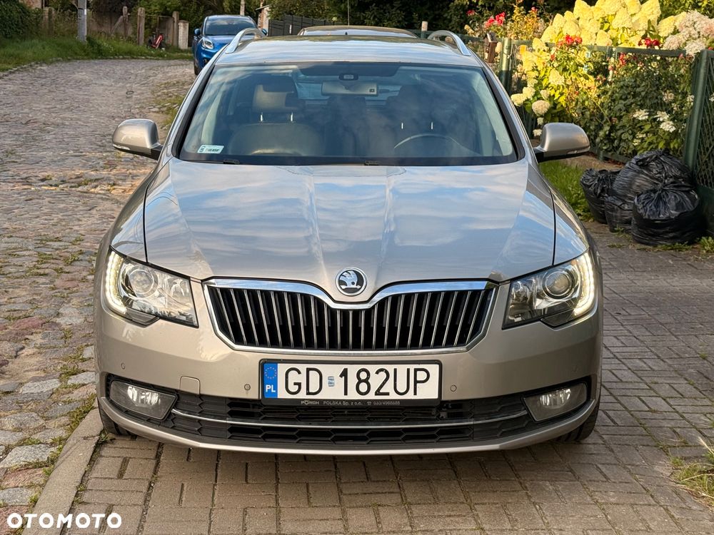 Skoda Superb 2.0 TDI L&K DSG - 7