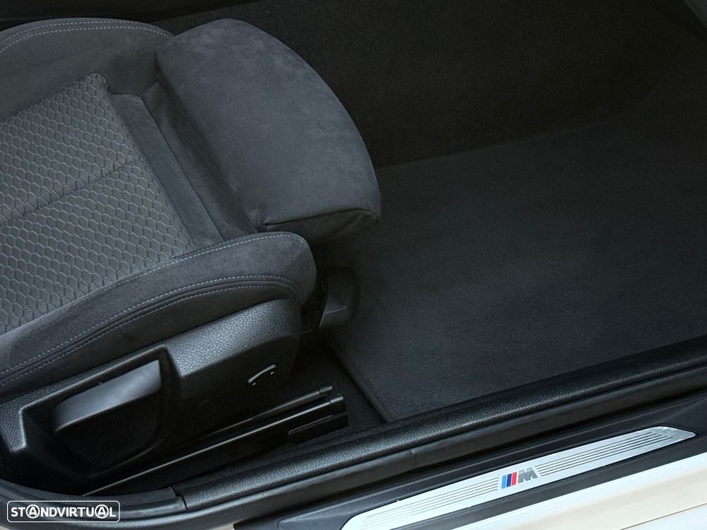 BMW 118 d Pack M Auto - 12