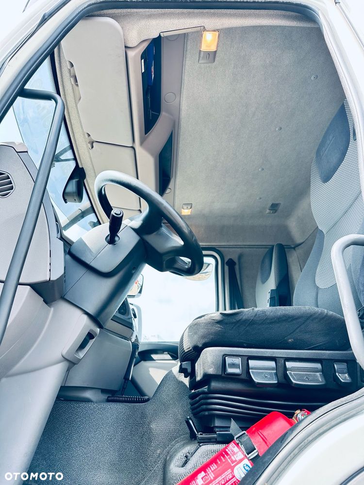 DAF LF 290 / CHŁODNIA  / DMC 16000kg - 17