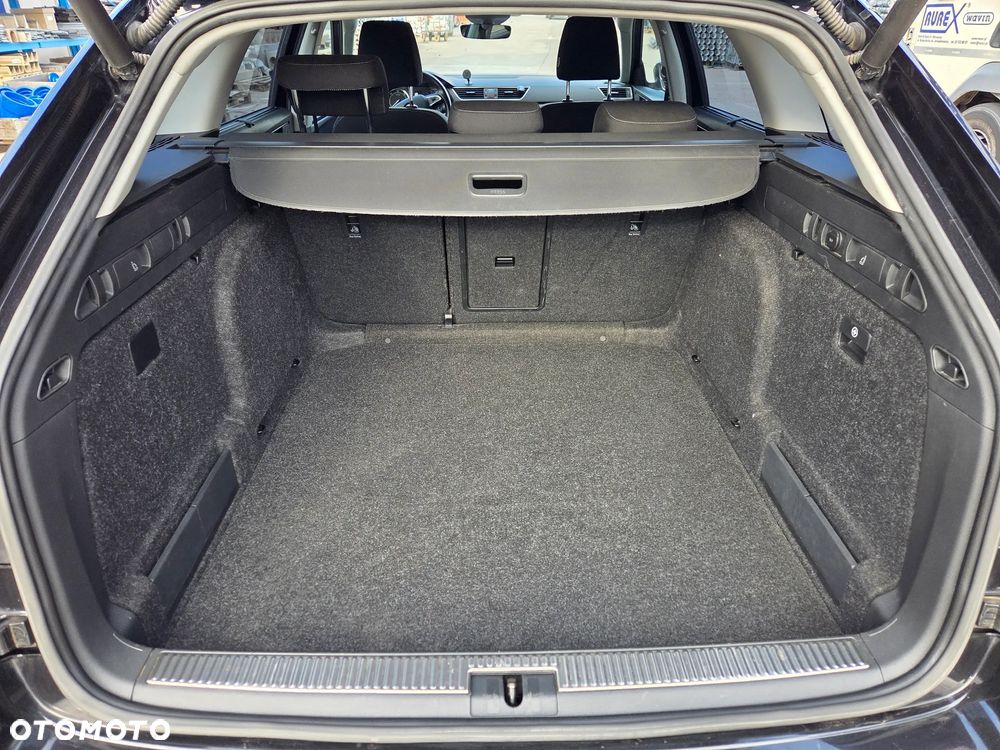 Skoda Superb 2.0 TDI 4x4 Style DSG - 17