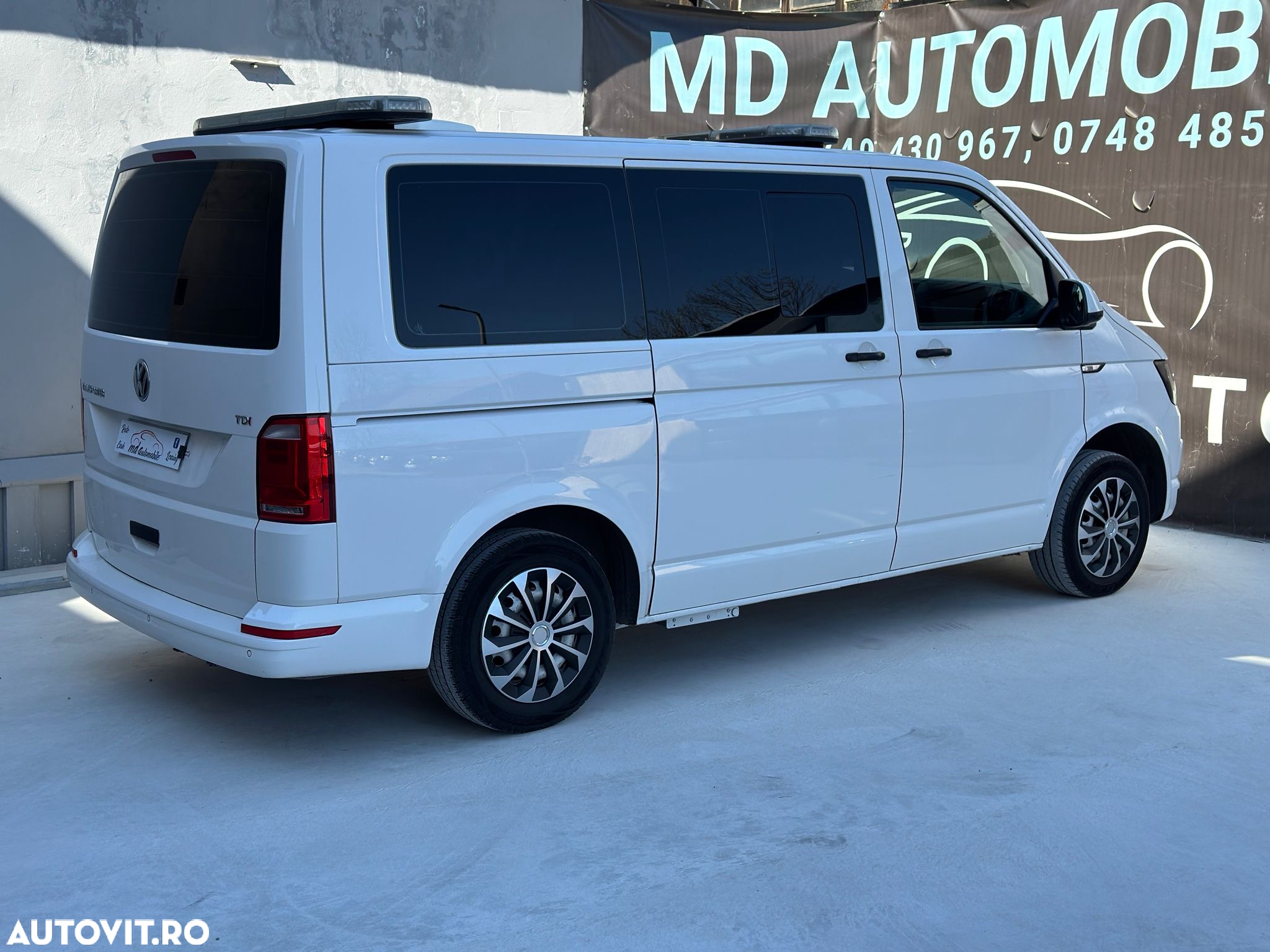 Volkswagen Transporter - 4