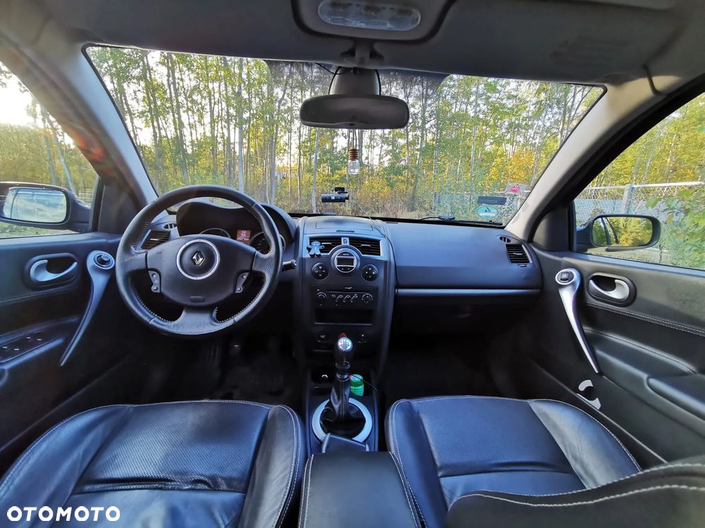 Renault Megane Grandtour dCi 130 FAP Dynamique - 16