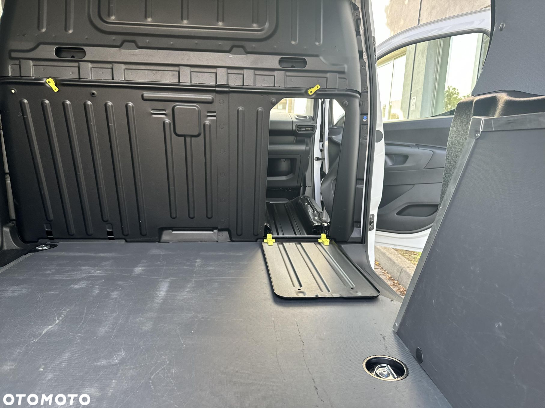 Toyota PROACE CITY - 13