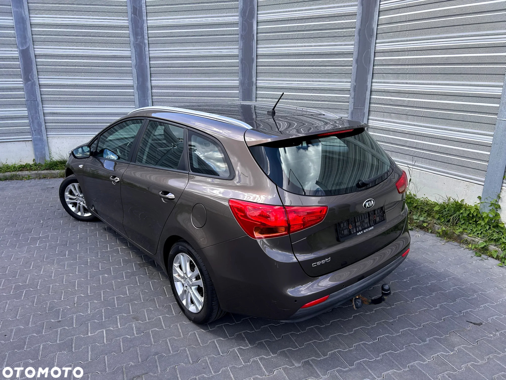 Kia Ceed 1.4 L - 9