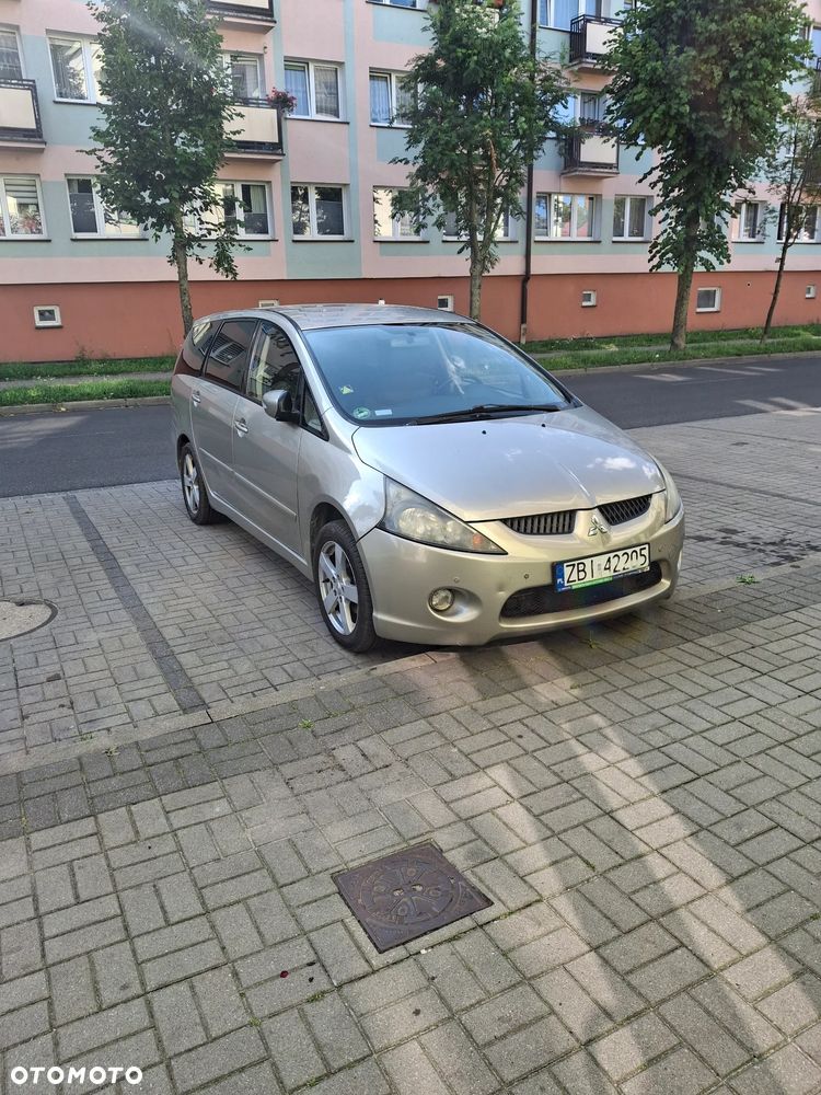 Mitsubishi Grandis 2.0 DID Instyle - 2