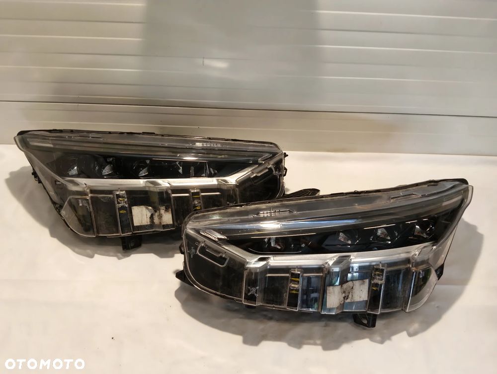 Ford Mustang Mach-E BASE LED KOMPLET LAMP PRZEDNICH  LJ8B13E015BE - 6