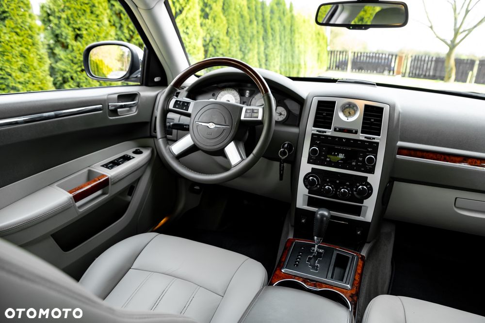 Chrysler 300C 2.7 Automatik - 24