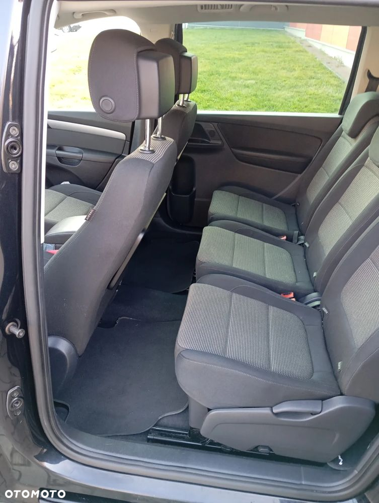 Volkswagen Sharan - 12