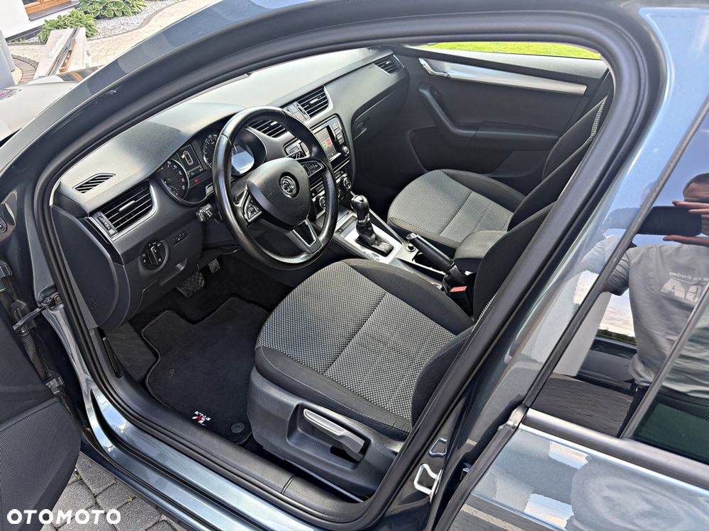 Skoda Octavia 1.6 TDI (Green tec) DSG Ambition - 14