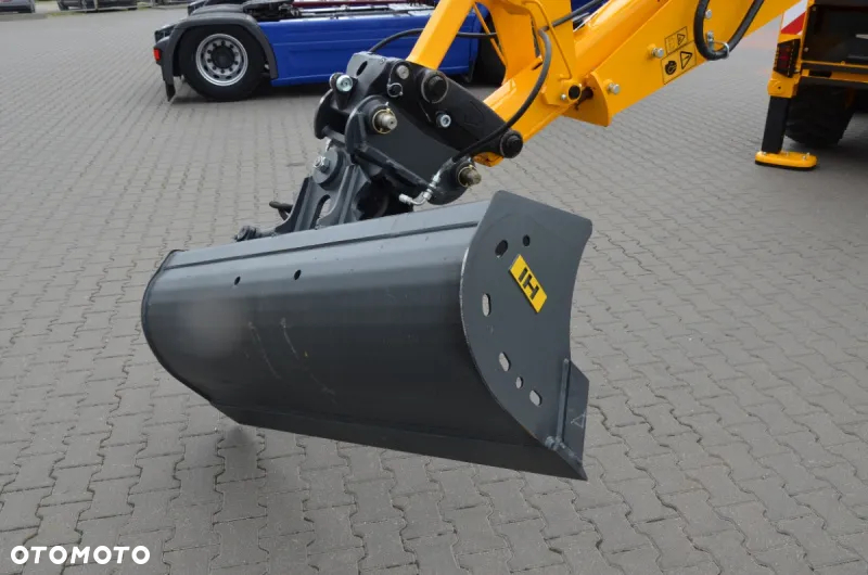 JCB WYNAJEM DŁUGOTERMINOWY 3CX AEC 2024r KLIMA, SZYBKOZŁĄCZE, 3 ŁYŻKI, UCHYLNA SKARPÓWKA - 6
