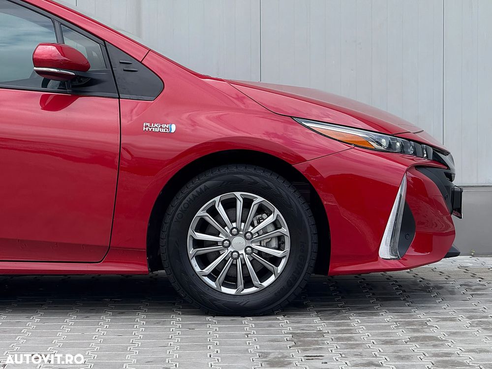 Toyota Prius Plug-in Hybrid Executive - 39