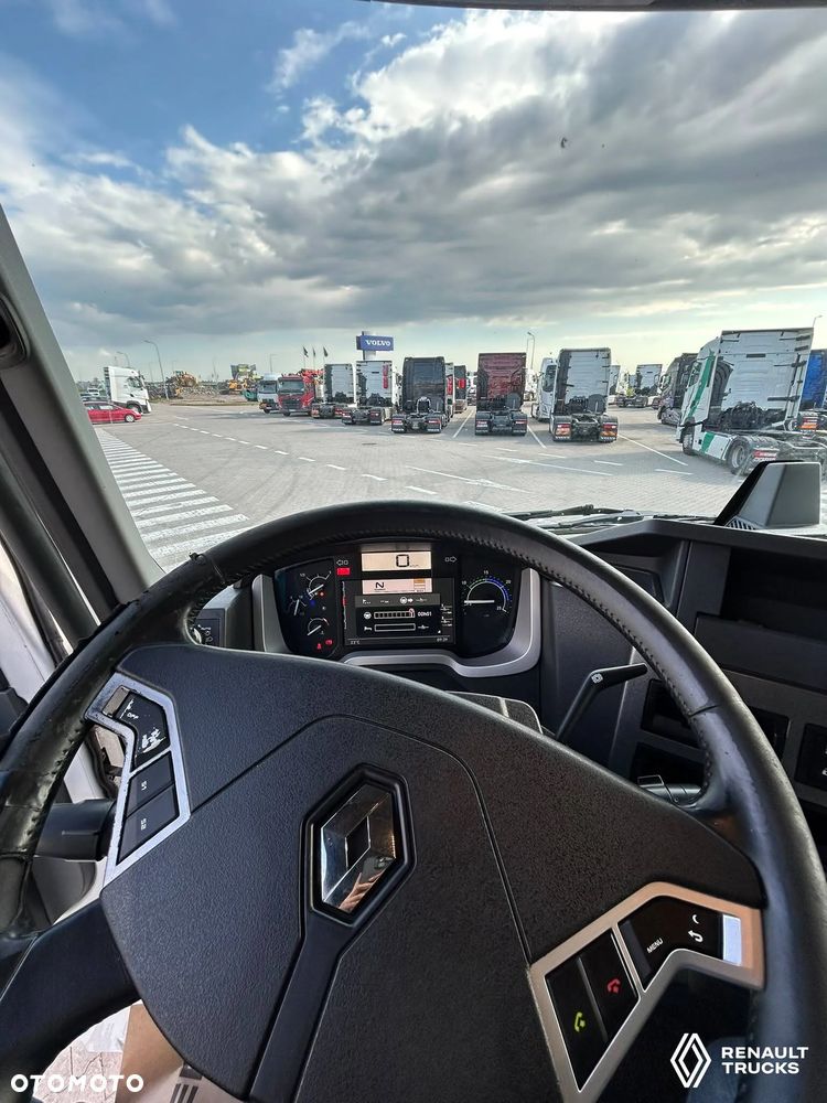 Renault T High 520 4x2 - 12