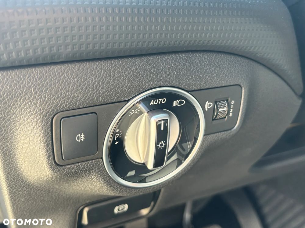 Mercedes-Benz Klasa A 180 (BlueEFFICIENCY) Style - 22