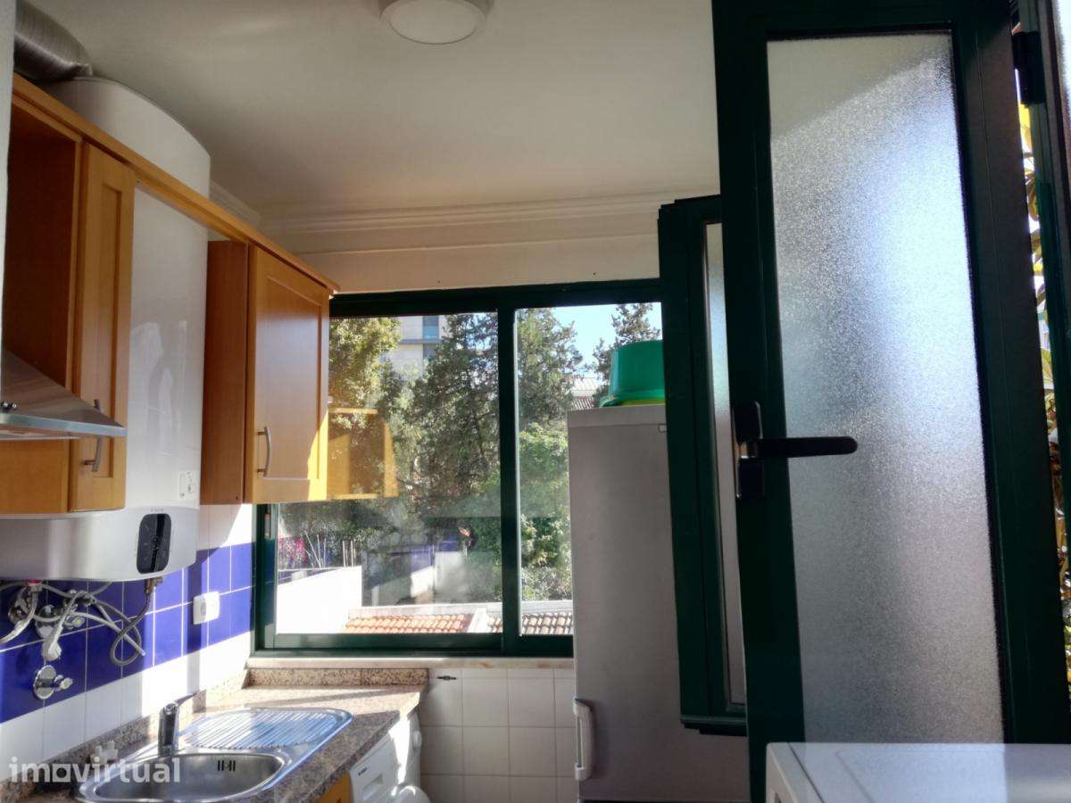 Apartamento com 1 quartos - localizado em Benfica Lisbon - Grande imagem: 3/15