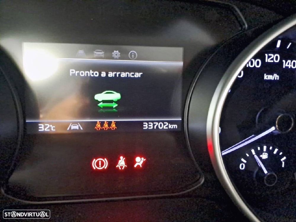 Kia XCeed 1.6 GDi PHEV Drive - 11