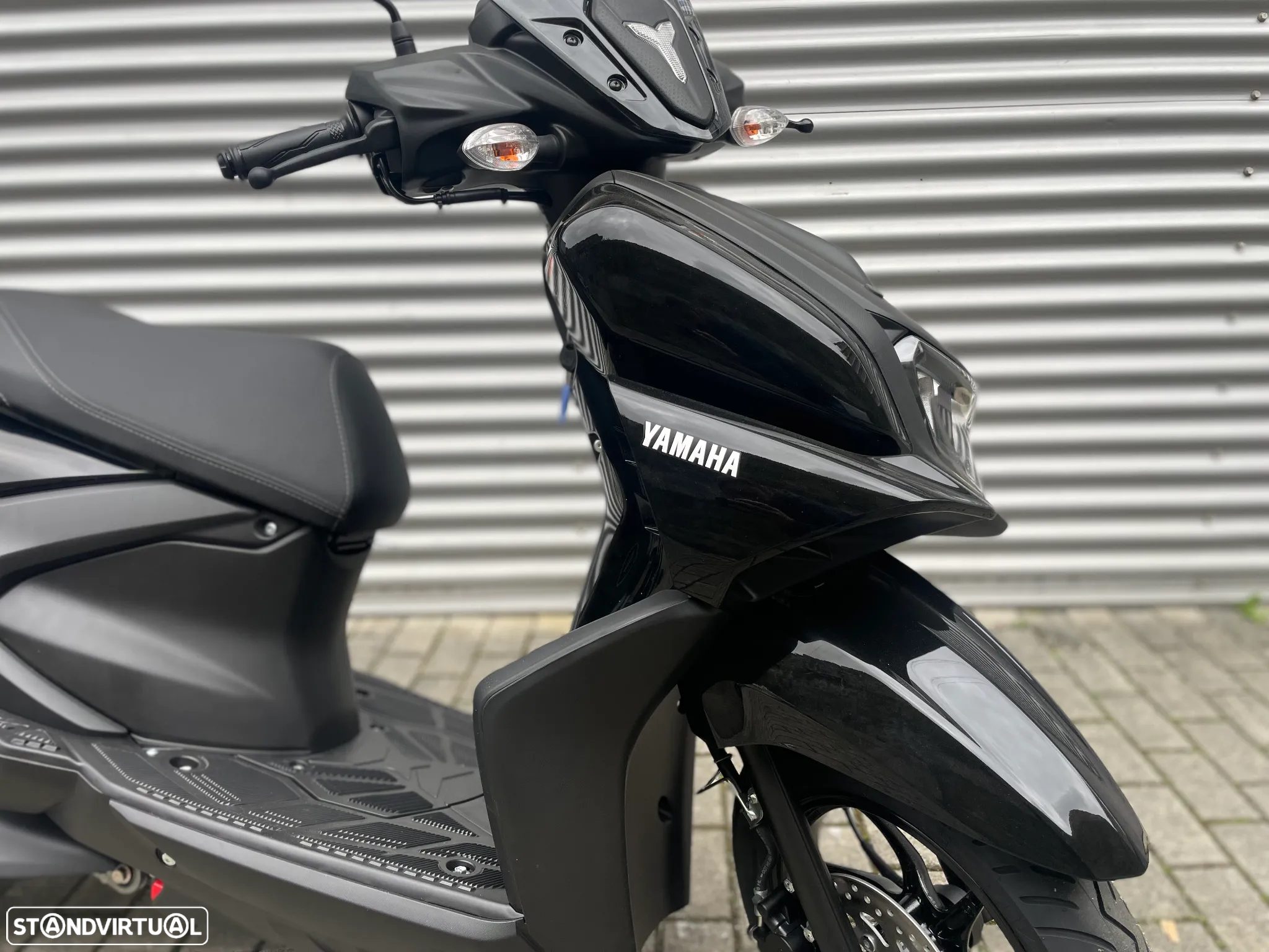 Yamaha RayZR - 2