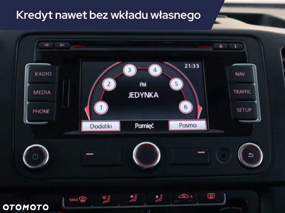 Volkswagen Caravelle - 15