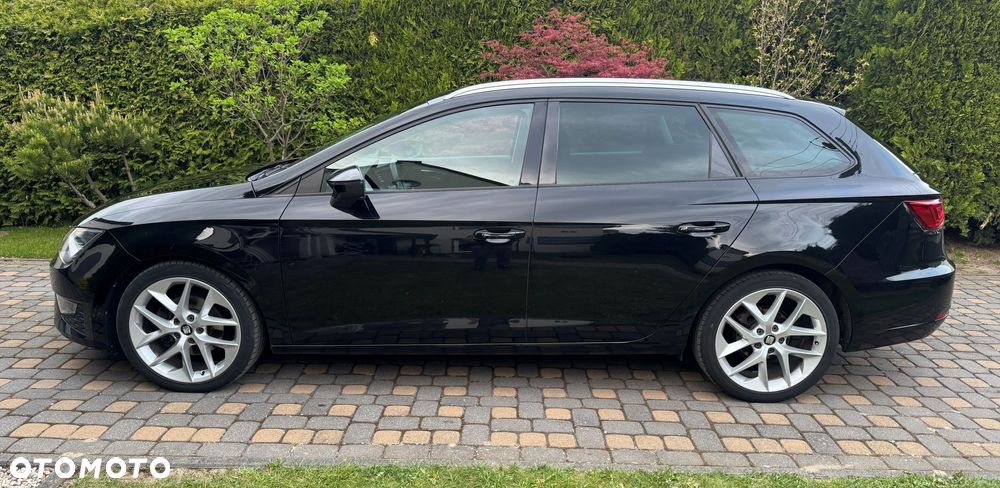 Seat Leon 2.0 TDI DPF Ecomotive DSG FR - 7