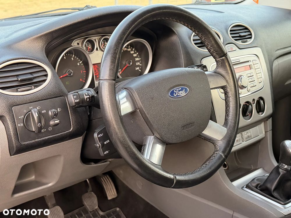 Ford Focus 1.6 Trend - 21