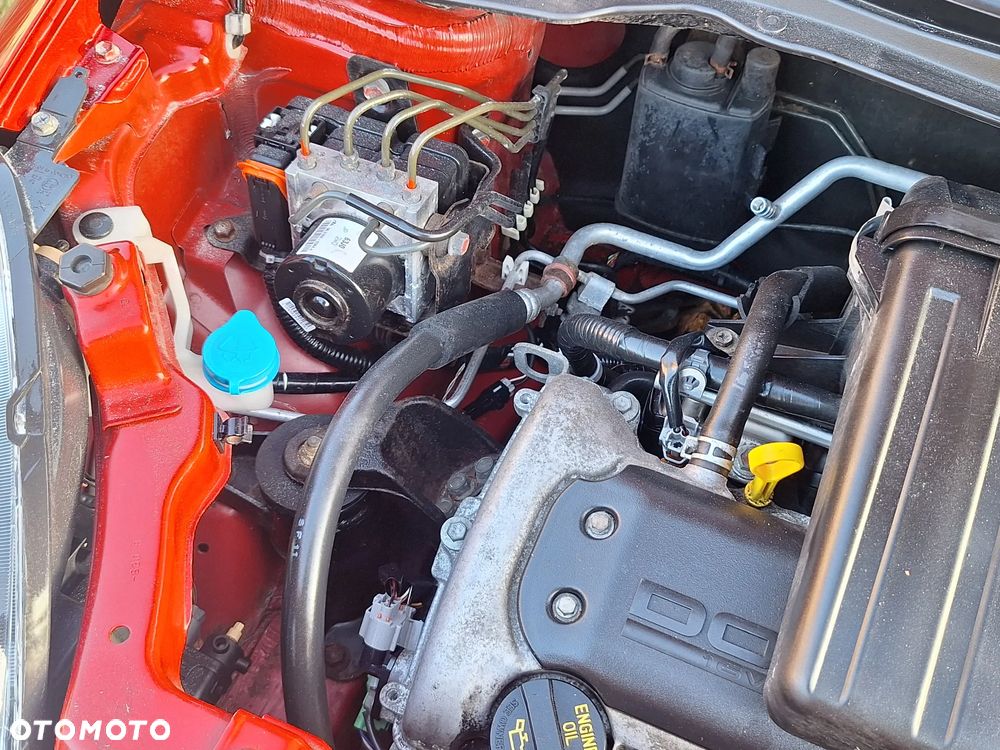 Suzuki Swift 1.3 Club dance - 16