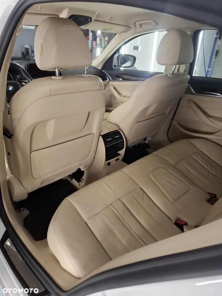 BMW Seria 5 530d xDrive Sport Line sport - 15