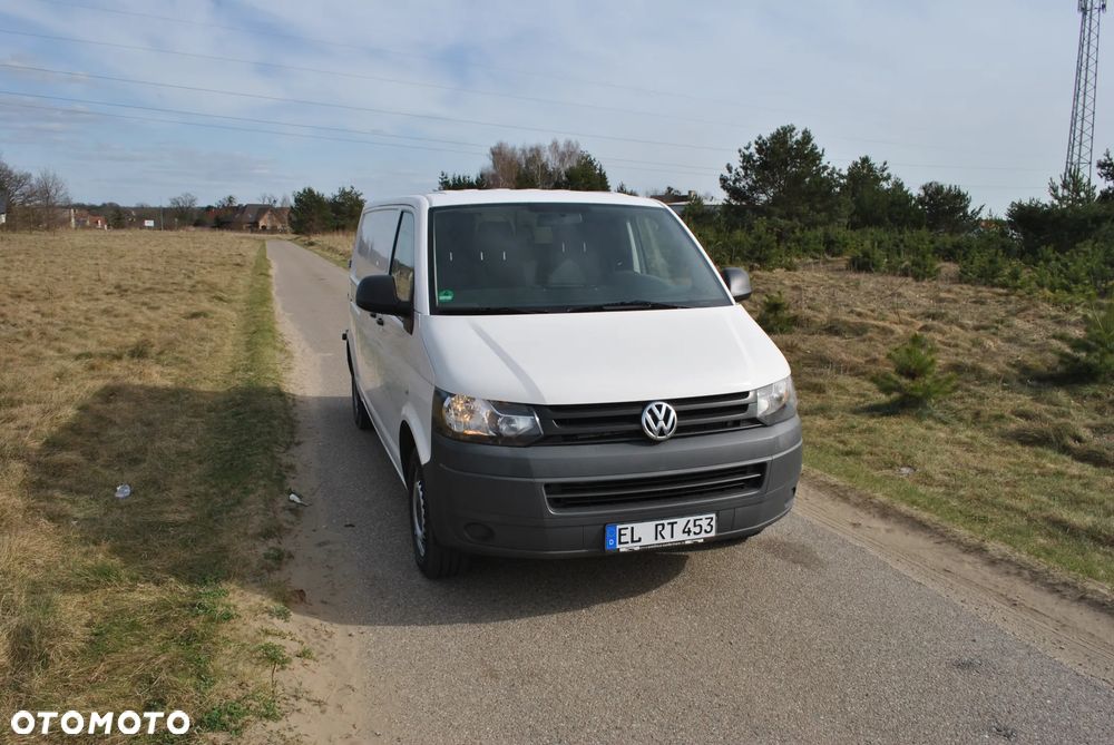 Volkswagen Transporter - 1