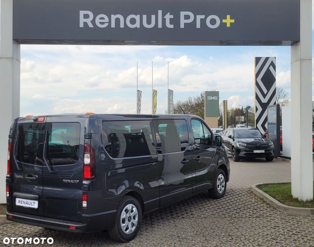 Renault Trafic - 11