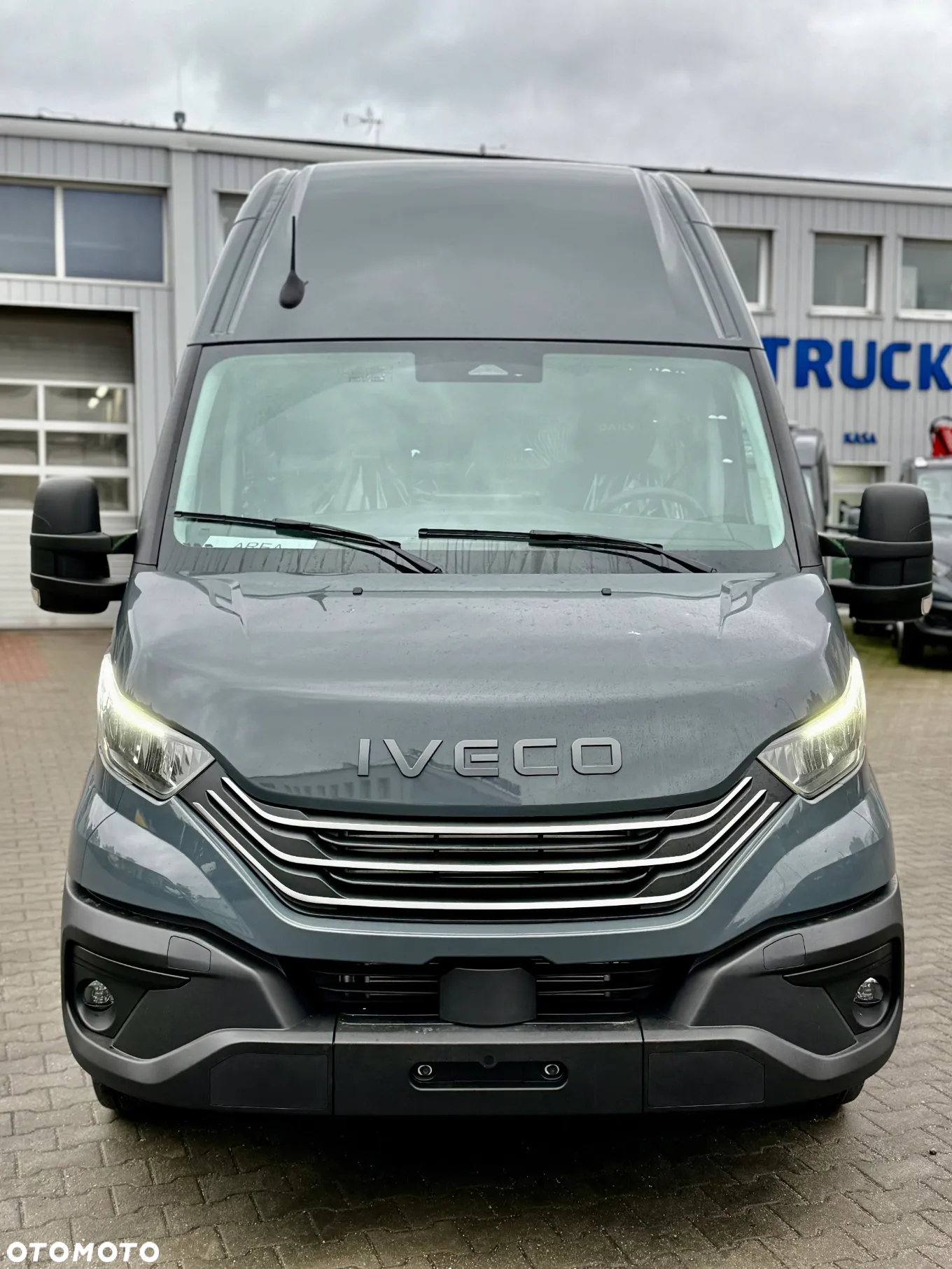 Iveco Daily - 12