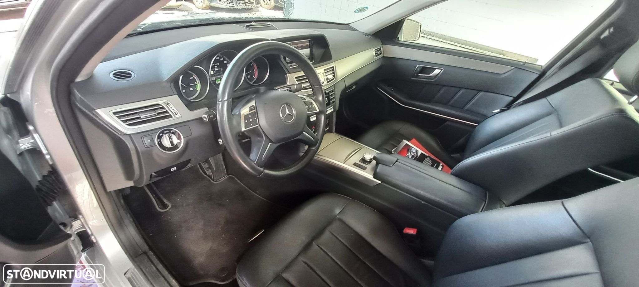 Mercedes-Benz E 300 - 4